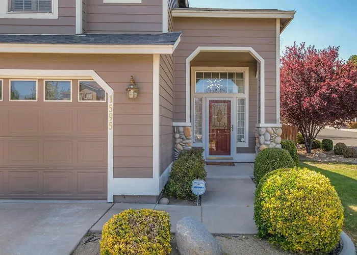 Designer Home Conveniently Located In Reno Nv